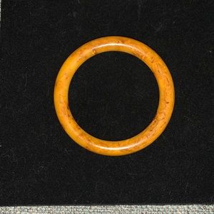 Vintage Bangle (1960’s)